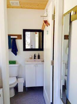 Nectar Yoga B&B On Bowen Island 马蹄湾 外观 照片