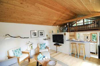 Nectar Yoga B&B On Bowen Island 马蹄湾 外观 照片