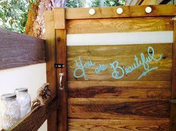 Nectar Yoga B&B On Bowen Island 马蹄湾 外观 照片